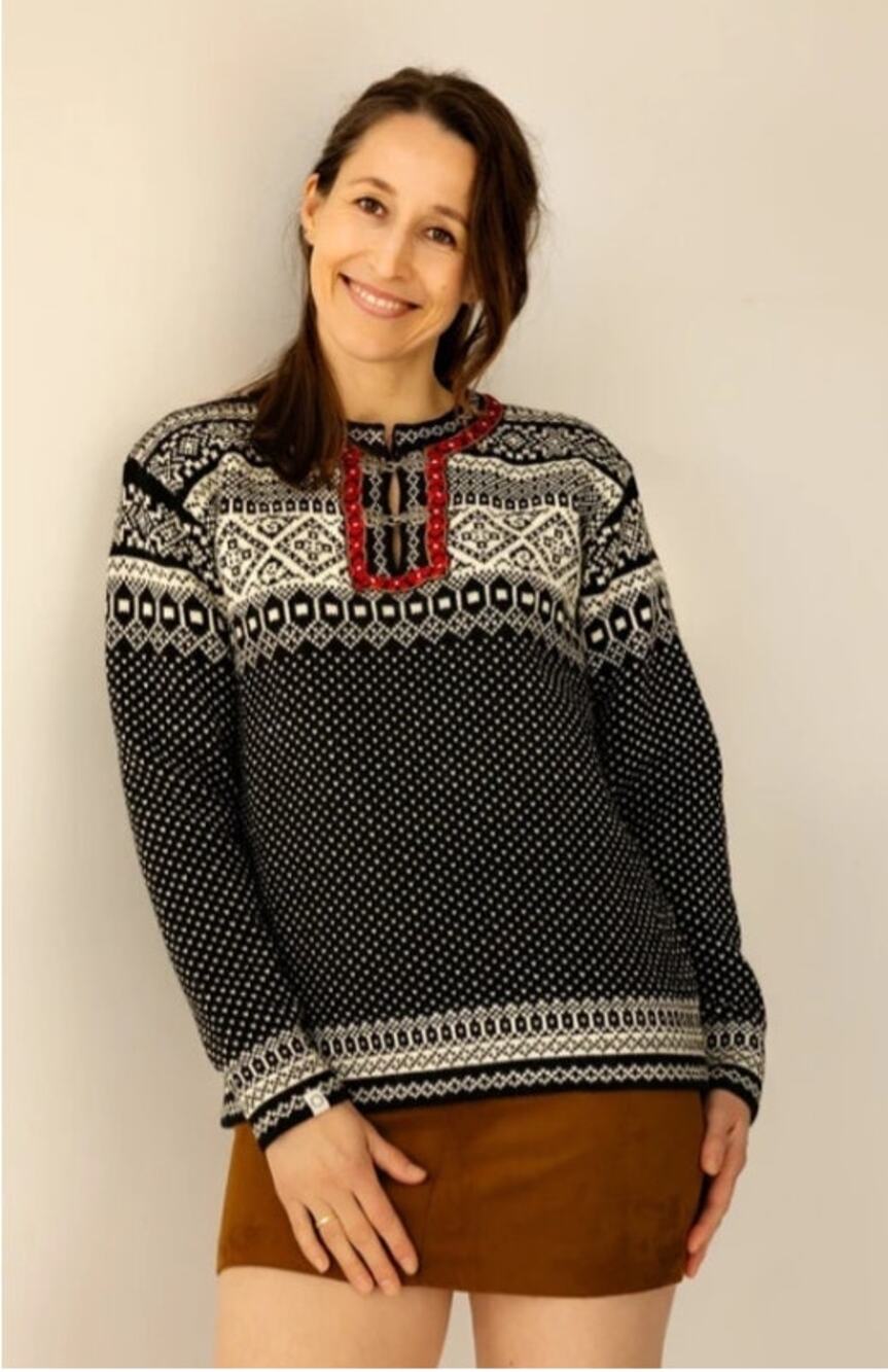 SUSAN FOSSE NORWAY 'Rundemann' Sweater in BLACK (L)